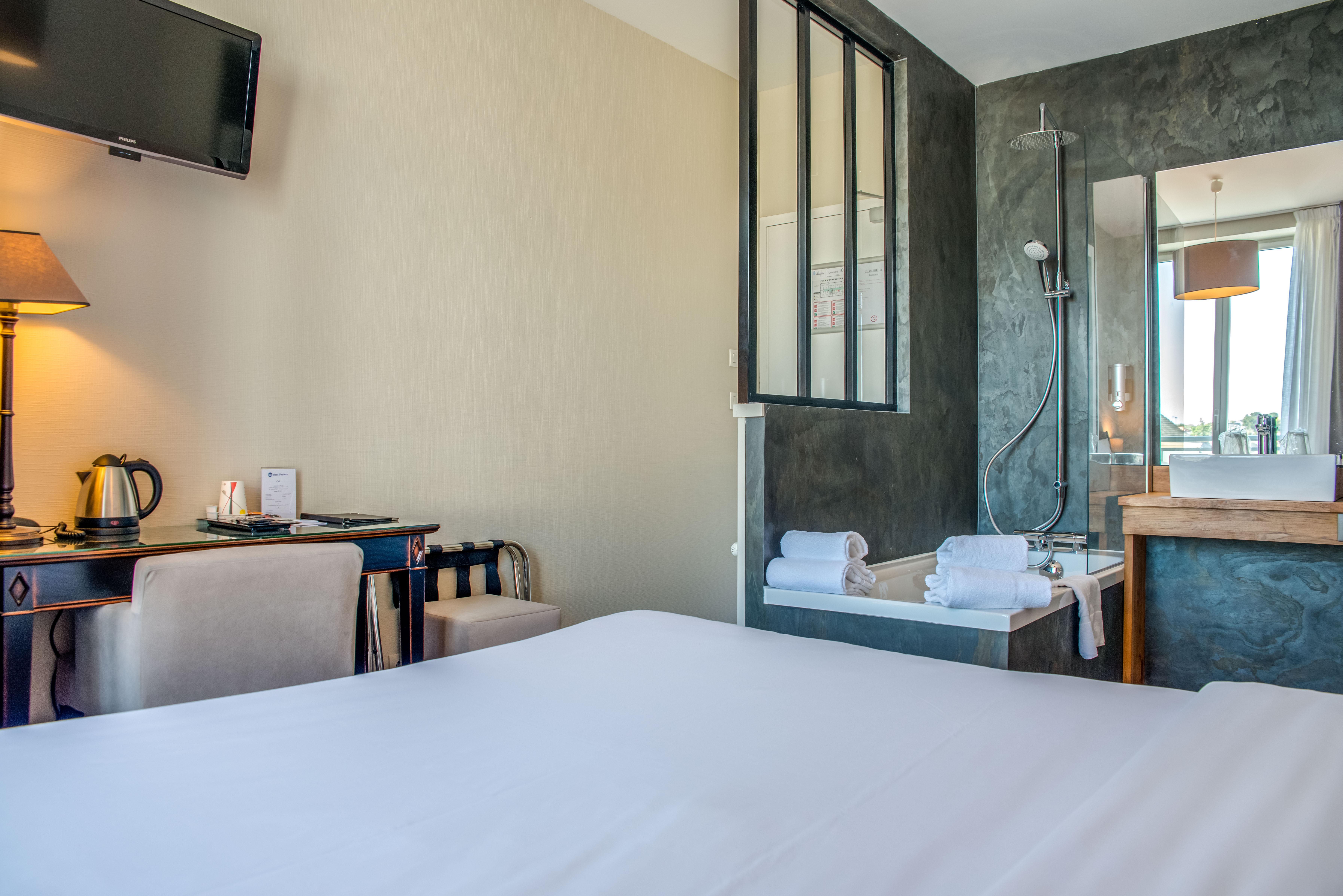 Best Western Hotel De La Plage Saint Marc Sur Mer Esterno foto