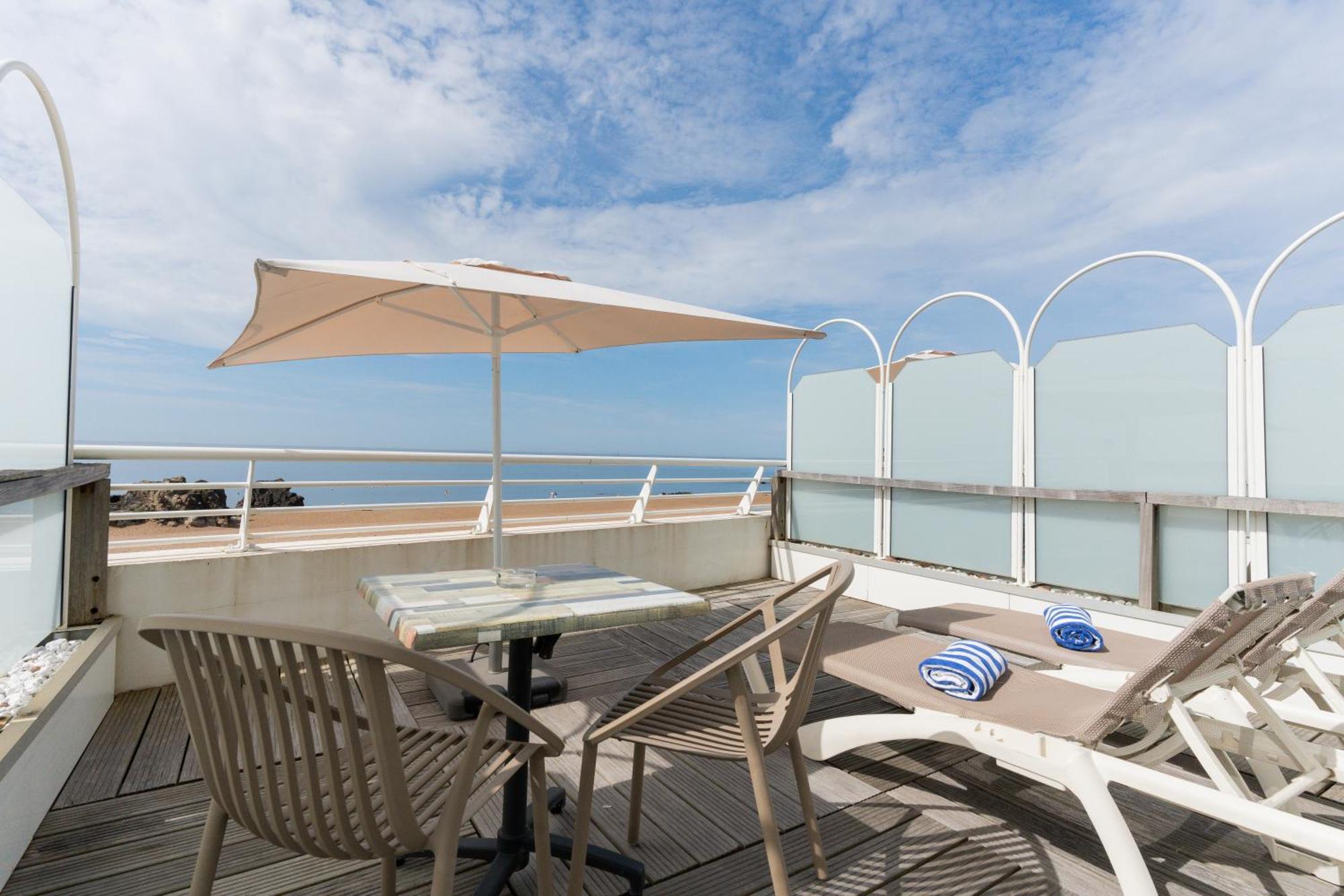 Best Western Hotel De La Plage Saint Marc Sur Mer Esterno foto