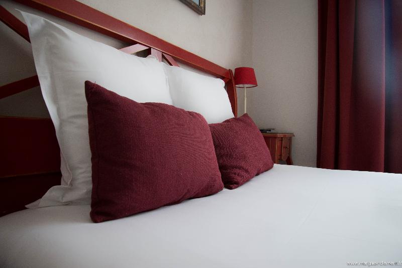 Best Western Hotel De La Plage Saint Marc Sur Mer Esterno foto